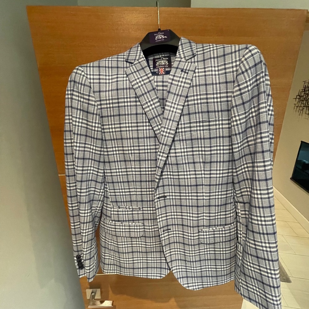 Saville Row London Slim Fit Plaid Suit Size 40R